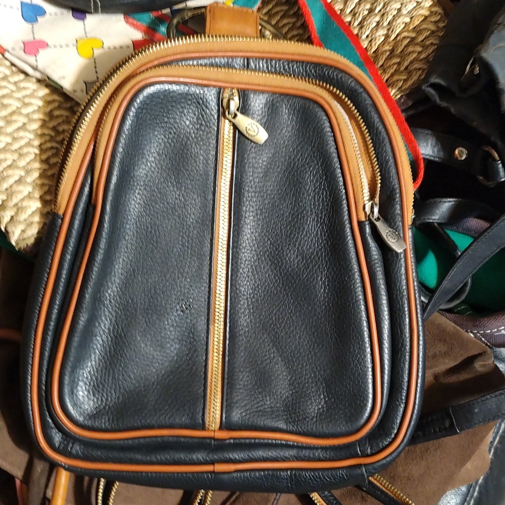 Vintage Valentina leather convertible backpack